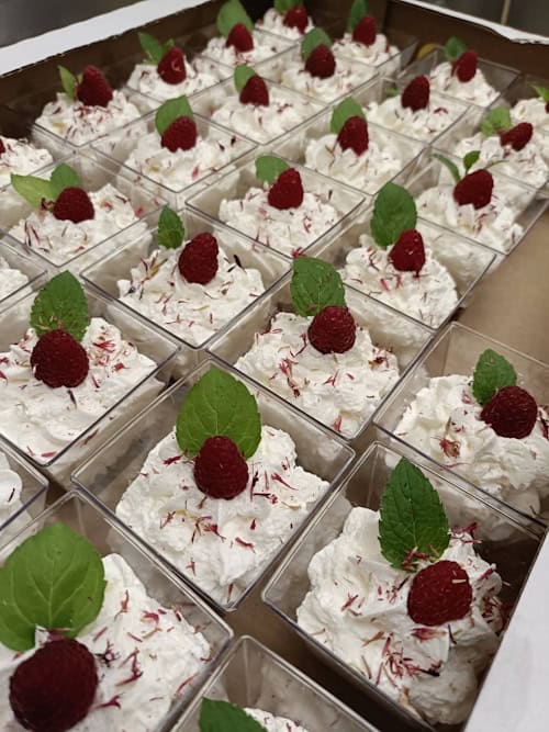 Deser z malinami - Cukiernia Rafał Ciszewski